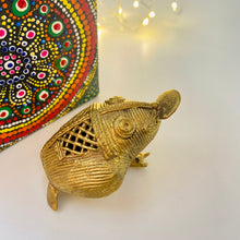 Load image into Gallery viewer, Dhokra golden brass frog
