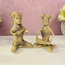 Load image into Gallery viewer, dhokra brass metal musician figurine
